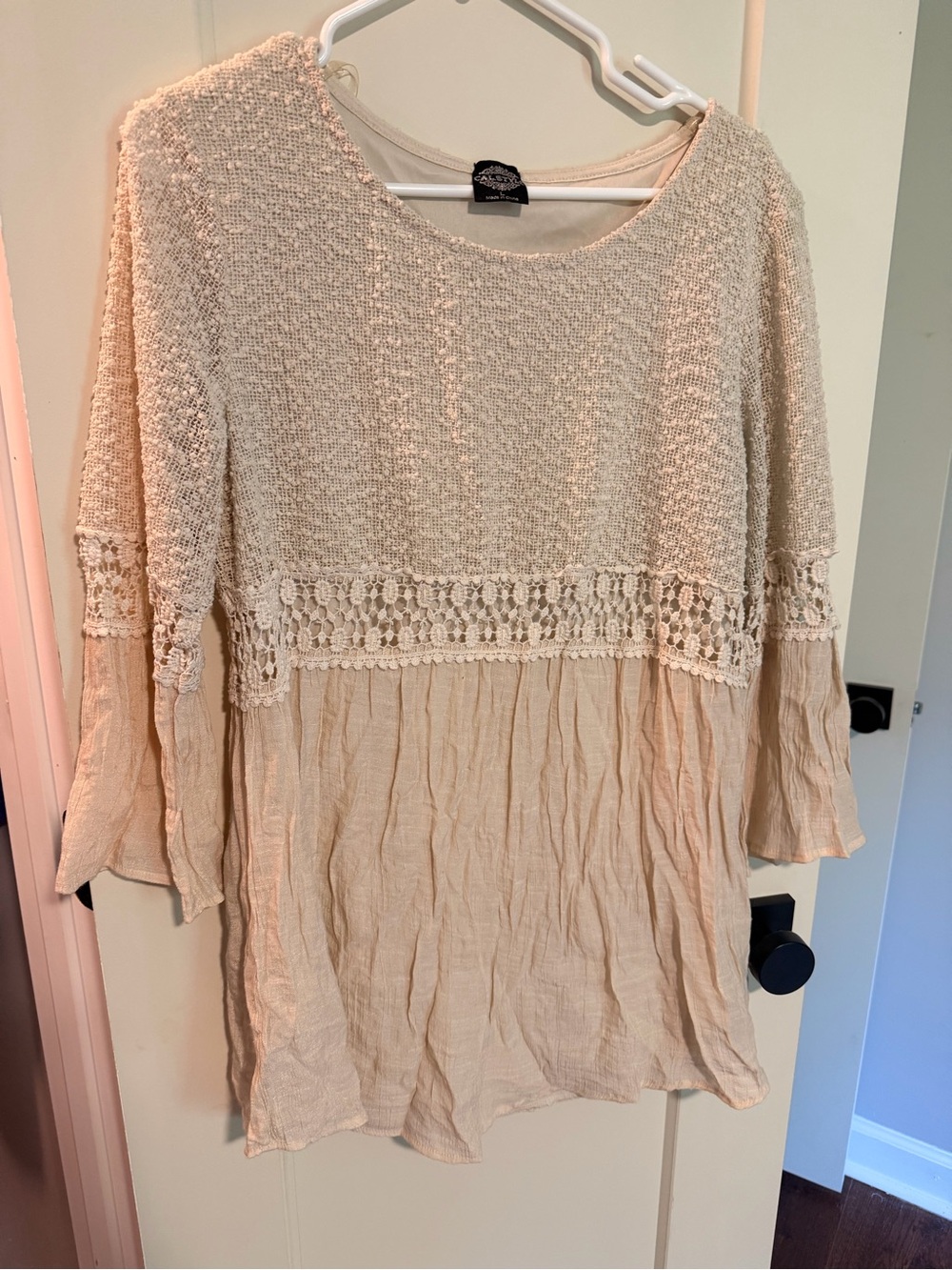 Women’s Lightweight Crochet-Trim Blouse in Cream